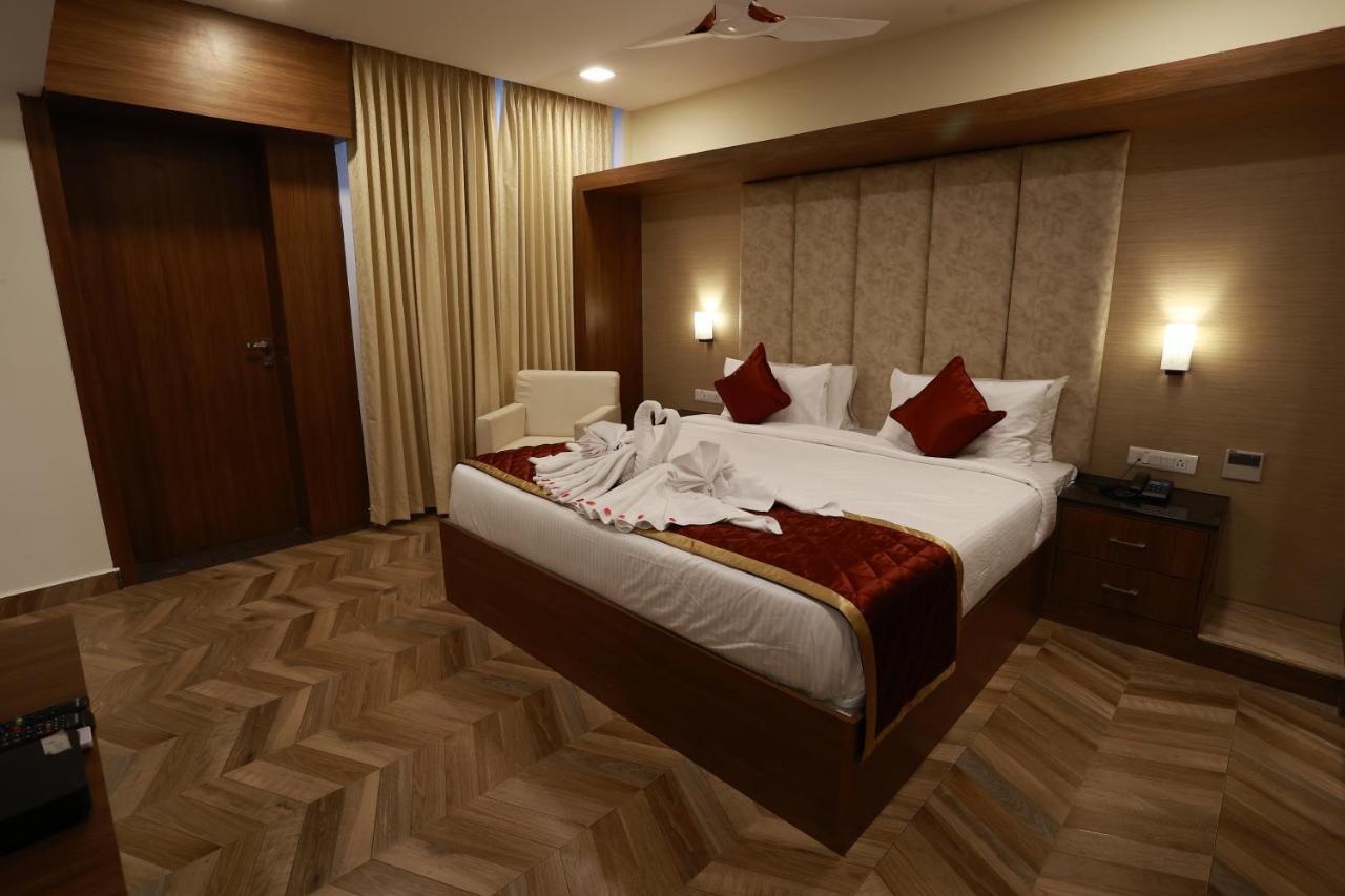 Hotel Bluemoon Tirunelveli Luaran gambar
